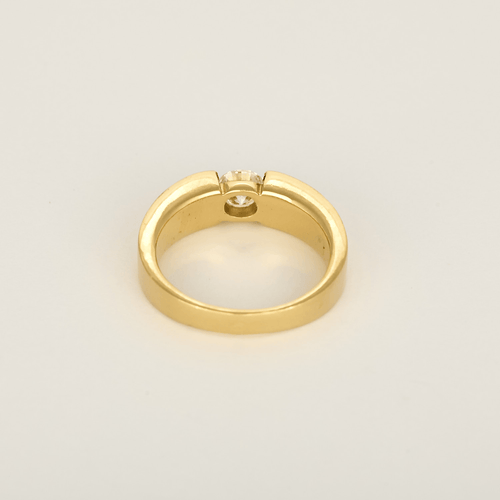 52 Élégante bague jonc en or jaune et diamants : 0,45 carat 58 Facettes DV32524-1