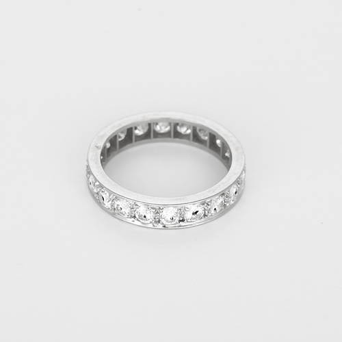 53 Alliance américaine en platine, diamants : 1,80 carat 58 Facettes DV26158-33