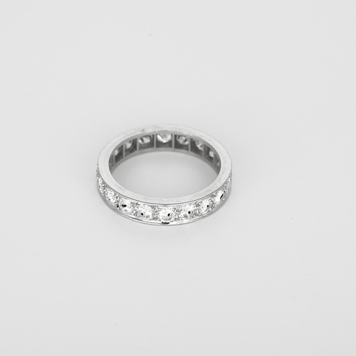 53 Alliance américaine en platine, diamants : 1,80 carat 58 Facettes DV26158-33