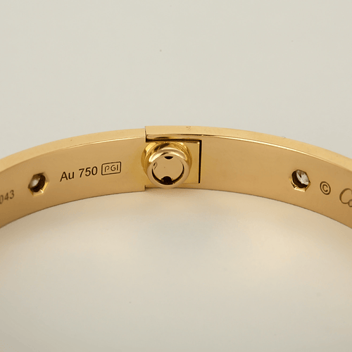 Cartier- Bracelet LOVE, modèle classique, 10 diamants 58 Facettes DV16942-2