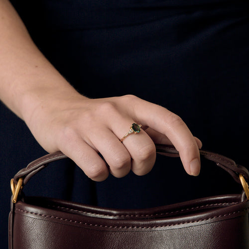 Bague en Or jaune, Saphir Teal : 1,40 carat et Diamants