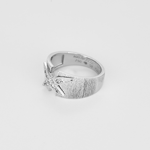 52 Mauboussin - Ta beauté me submerge - Bague bandeau ouverte en or blanc et diamants : 0,18 carat 58 Facettes DV13401-18