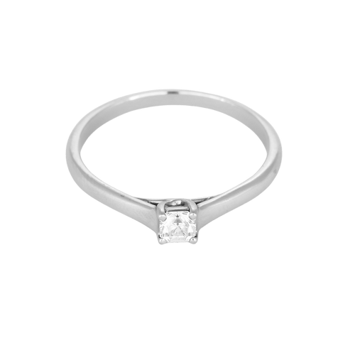 59 Tiffany & Co - Bague solitaire en platine (950 millièmes) 58 Facettes DV33428-1