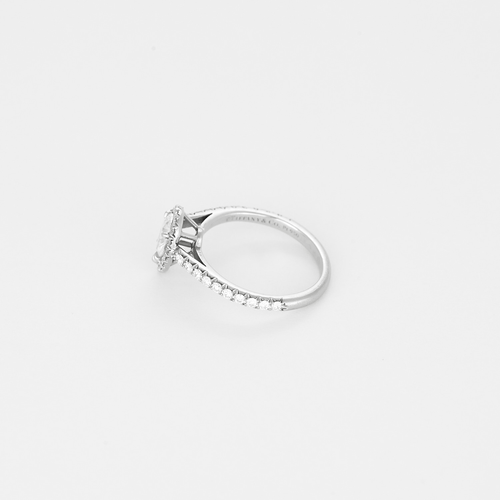46 Tiffany & Co - Soleste - Bague Solitaire en platine et diamants : 0,86 carat environ au total 58 Facettes DV33661-1