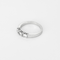 54 Bague jonc en or blanc, trois diamants de taille brillant 58 Facettes DV33707-1