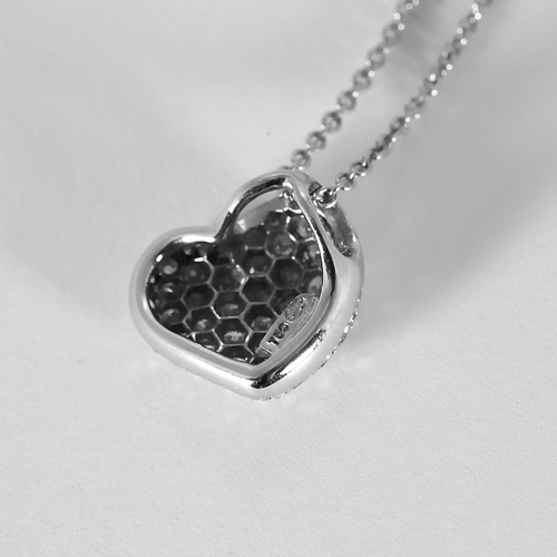 Collier en or blanc et pendentif coeur pavé diamants : 0,35 carat 58 Facettes DV32872-5
