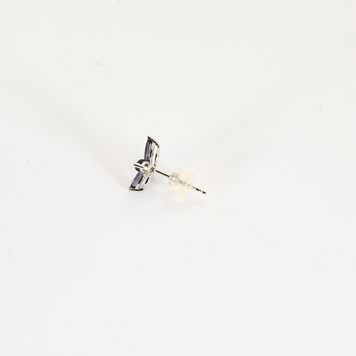 Paires de boucles d'oreilles puces en or blanc et tanzanites 58 Facettes DV5707-17