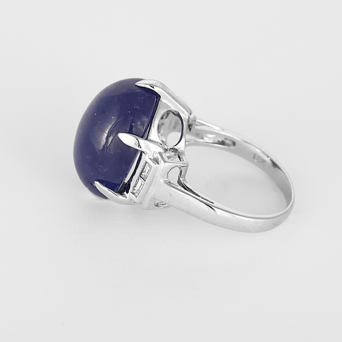 52 Importante bague en or blanc, Tanzanite et diamants : 0,08 carat 58 Facettes DV34030-4