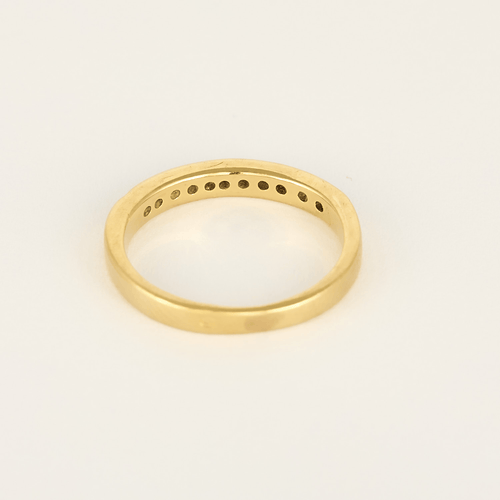 54 Demie alliance en or jaune, diamants de taille princesse 58 Facettes DV34030-16