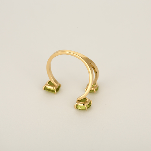 Gemmyo - The Stoned Bride - Bague en or jaune et péridots : 2,40 carats
