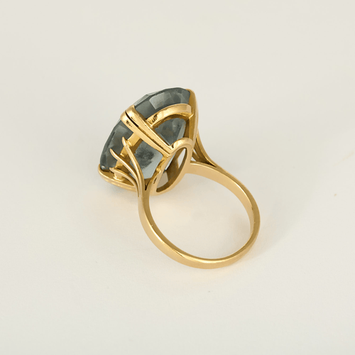 Bague cocktail en or jaune et aigue-marine