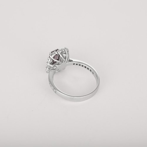 Bague en Or blanc 18k Saphir