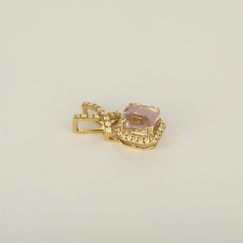Pendentif en or jaune, kunzite et diamants 58 Facettes DV17164-3