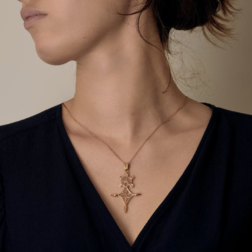 Pendentif "Croix d'Agadez" en or jaune 58 Facettes DV26327-8