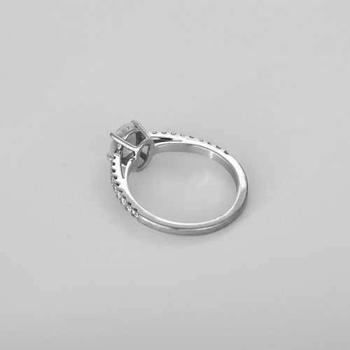 50 Bague Solitaire en or blanc, diamants : 0,90 carat au total 58 Facettes DV33633-1