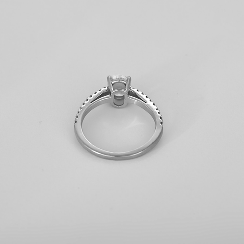 50 Bague Solitaire en or blanc, diamants : 0,90 carat au total 58 Facettes DV33633-1