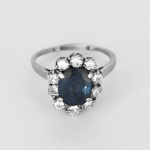 Bague Marguerite en or blanc, saphir et diamants