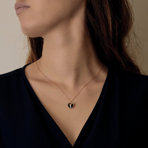Cartier Collier Amulette de Cartier en Or rose 18k Diamant