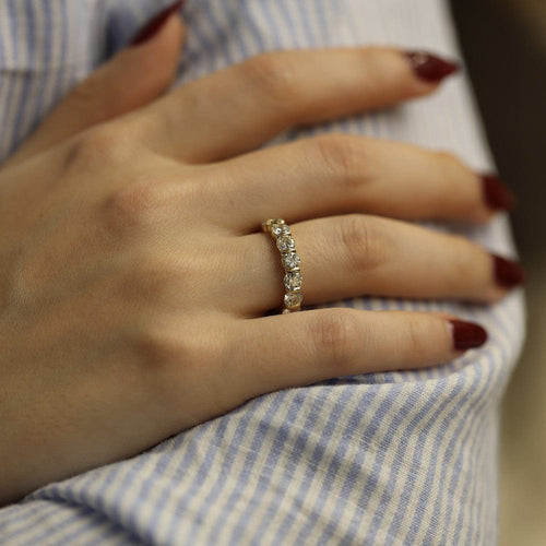 Bague 50 Alliance diamants en or jaune 18 Cts - 3,30 Cts - Taille 50 58 Facettes FB09866