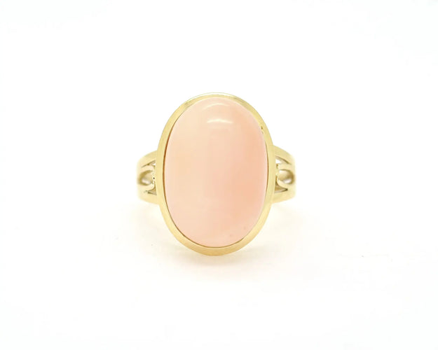 Bague Bague en or jaune 18 carats avec corail rose 58 Facettes 12978