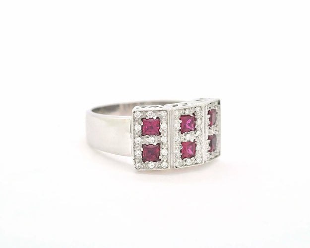Bague Bague bandeau en or blanc 18 kt avec rubis et diamants 58 Facettes 10833