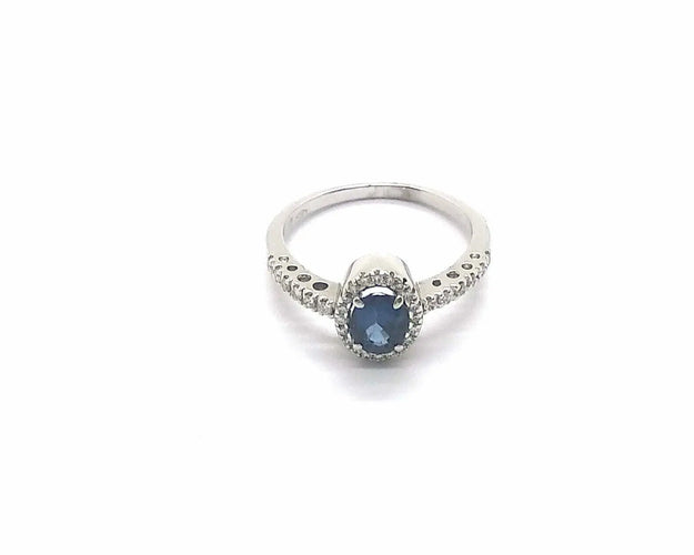 Bague 55 Bague en or blanc 18 kt avec saphir 0,70 ct et diamants 0,31 ct 58 Facettes 6726