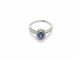 Bague 55 Bague en or blanc 18 kt avec saphir 0,70 ct et diamants 0,31 ct 58 Facettes 6726