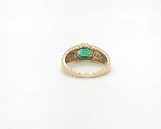 Bague Bague en or jaune avec émeraude brésilienne de 0,55 carat et diamants 58 Facettes 5434