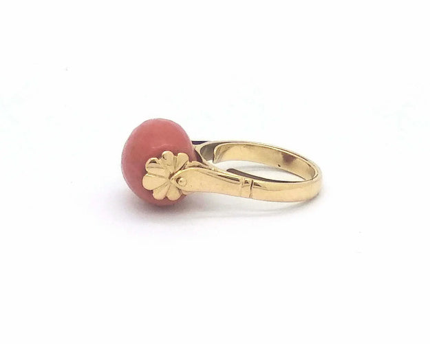 Bague Bague en or jaune 18 ct avec corail méditerranéen 3 ct 58 Facettes 6747