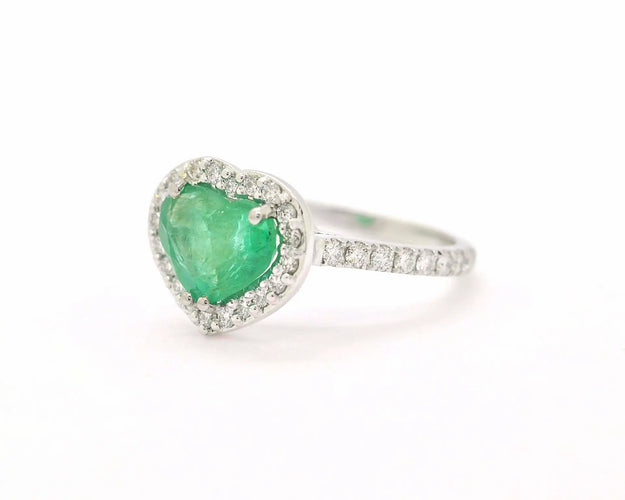 Bague 53 Bague en or blanc 18 carats avec émeraude 2,07 ct et diamants 58 Facettes 12054