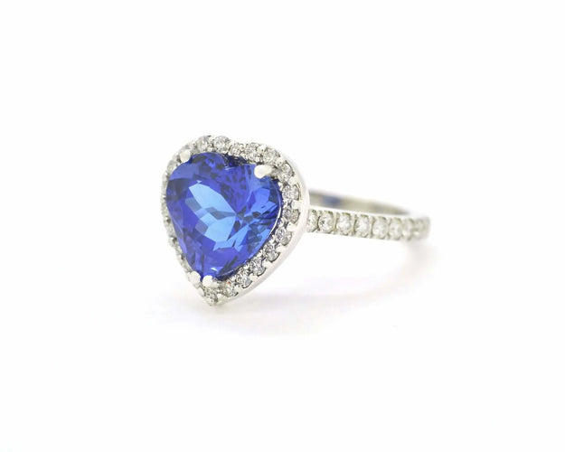 Bague 52 Bague en or blanc 18 ct avec tanzanite cœur 4,80 ct et diamants 58 Facettes 11757