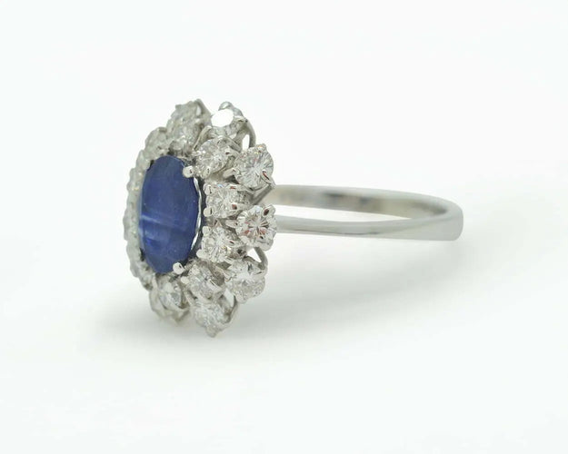 Bague Bague en or blanc 18 kt avec saphir 1,83 ct et diamants 1,50 ct 58 Facettes 7420