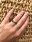 Bague 52 Bague design contemporaine en or blanc 18 carats et diamants 58 Facettes