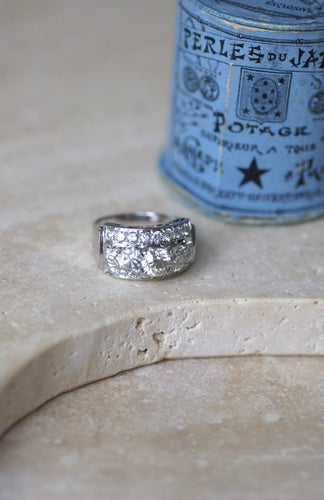 Bague 56 Bague Art Déco en or blanc 18k et platine et diamants 58 Facettes