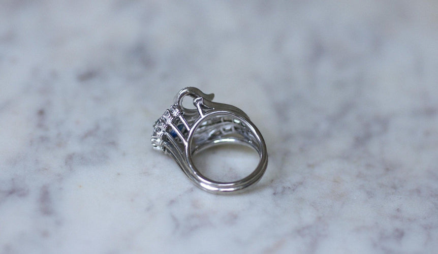Bague 53.5 Bague cocktail en argent et palladium, saphir de Ceylan et diamants 58 Facettes