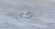 Bague 57 Bague dôme Art déco en platine et diamants 58 Facettes
