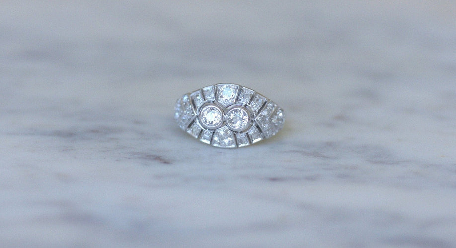 Bague 57 Bague dôme Art déco en platine et diamants 58 Facettes