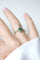 Bague 54 Bague de fiançailles aigrette en or jaune 18kt et platine, émeraude et diamants 58 Facettes