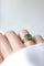 Bague 56 Bague émeraude coussin 1,52 cts en or jaune et diamants 58 Facettes