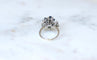 Bague 58.5 Bague cocktail monture fil en or blanc 18kt, saphirs et diamants 58 Facettes