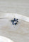 Bague 58.5 Bague cocktail monture fil en or blanc 18kt, saphirs et diamants 58 Facettes