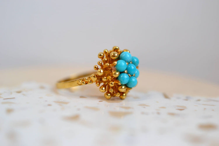 Bague 51.5 Bague fleur en or jaune 18 carats et turquoises 58 Facettes 3238