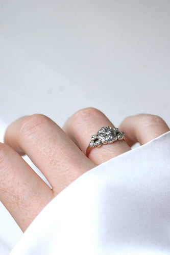 Bague 57.5 Bague - Bague jarretière marguerite en or rose 18k, argent et diamants 58 Facettes