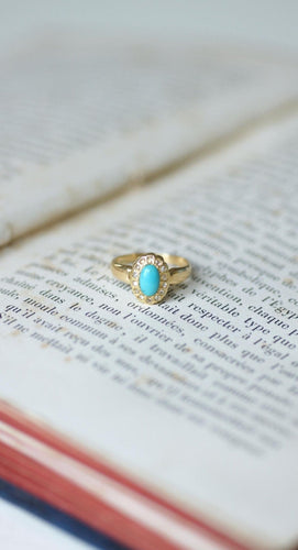 Bague 47 Bague marguerite cabochon turquoise en or jaune 18kt et diamants 58 Facettes