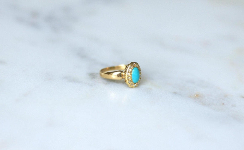 Bague 47 Bague marguerite cabochon turquoise en or jaune 18kt et diamants 58 Facettes