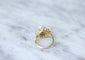 Bague 50 Bague marguerite ancienne en or jaune 18kt, diamants et perle fine 58 Facettes