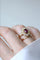 Bague 59 Bague marguerite ovale en or jaune 18k et rubis, diamants 58 Facettes