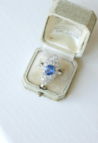 Bague 58 Bague marquise Art Déco en platine, saphir de Ceylan et diamants 58 Facettes