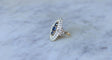 Bague 53 Bague marquise en or jaune et blanc 18kt et saphirs, diamants 58 Facettes