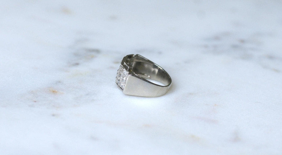 Bague 51.5 Bague Art Déco « plans escalier » en platine et diamants 58 Facettes